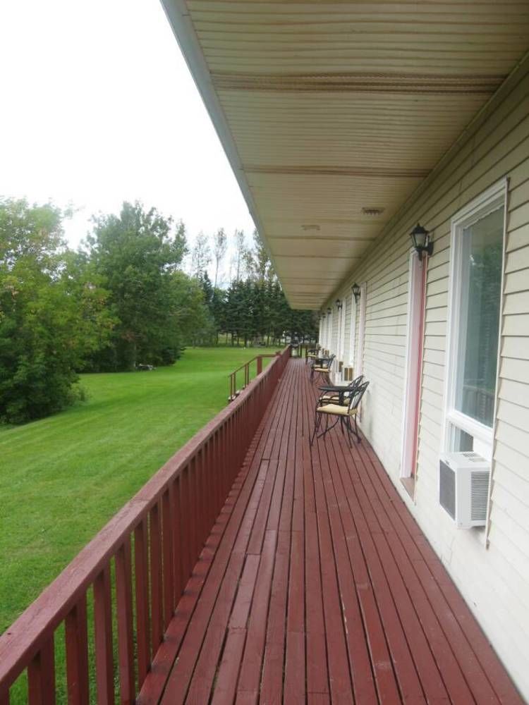 Summerside Motel &Cottages Экстерьер фото